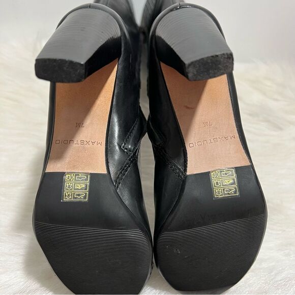 Max Studio Black Lace Up Boots - Picture 14 of 16